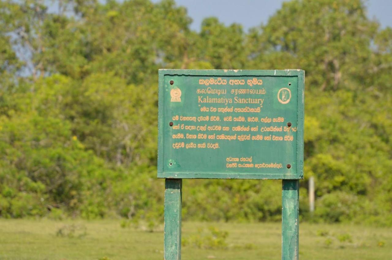 Taragala Chalets Kalametiya ภายนอก รูปภาพ