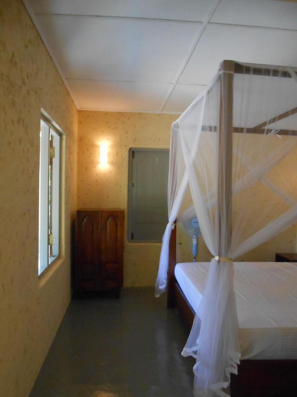 Taragala Chalets Kalametiya ภายนอก รูปภาพ