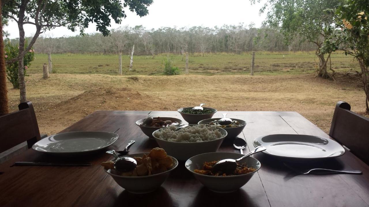 Taragala Chalets Kalametiya ภายนอก รูปภาพ