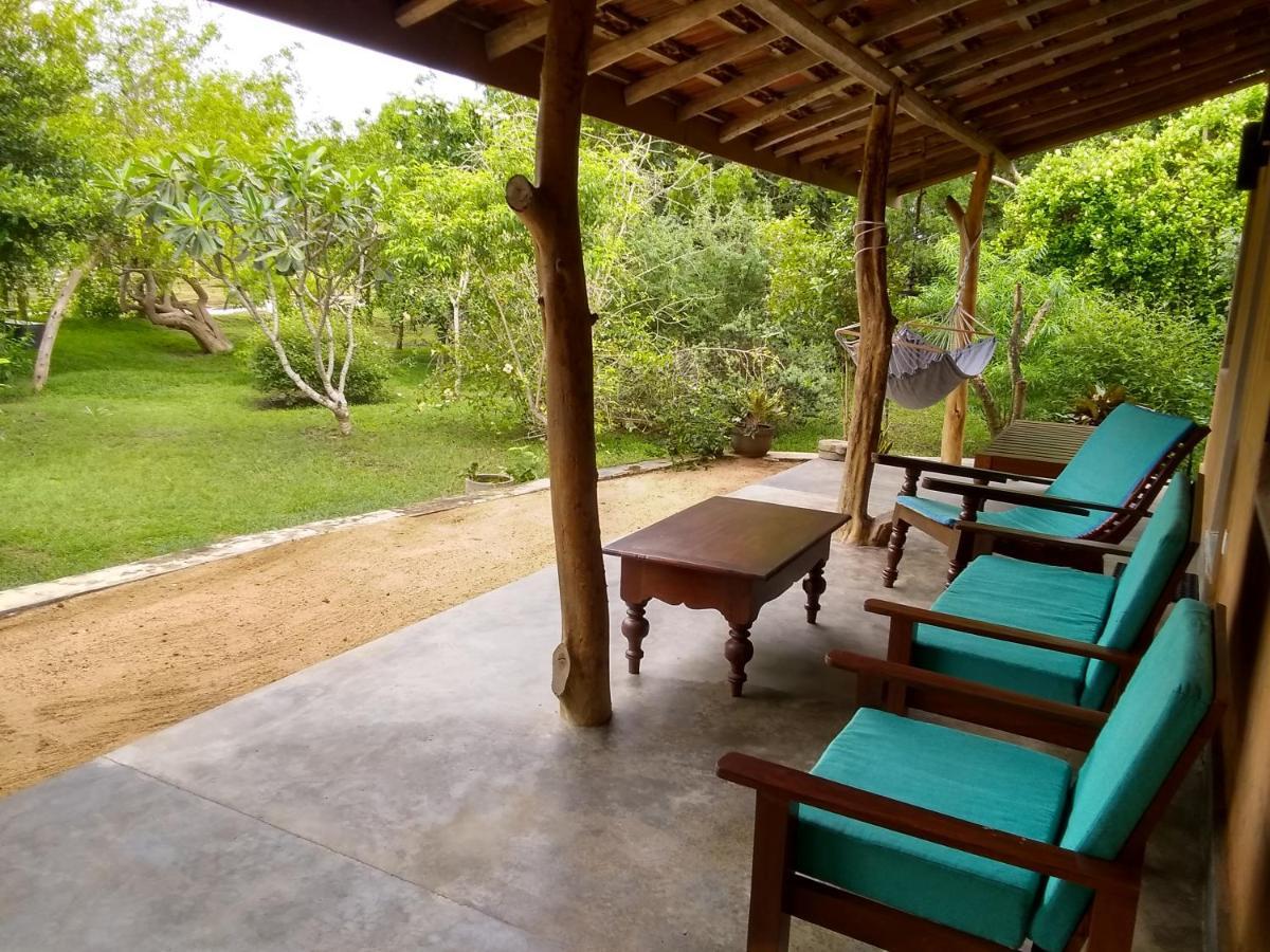 Taragala Chalets Kalametiya ภายนอก รูปภาพ